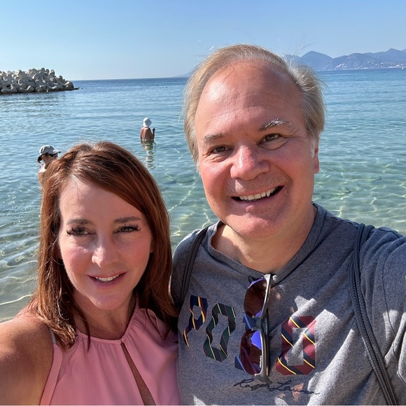 Meet your Posher, Stephanie - Picture 2 of 11